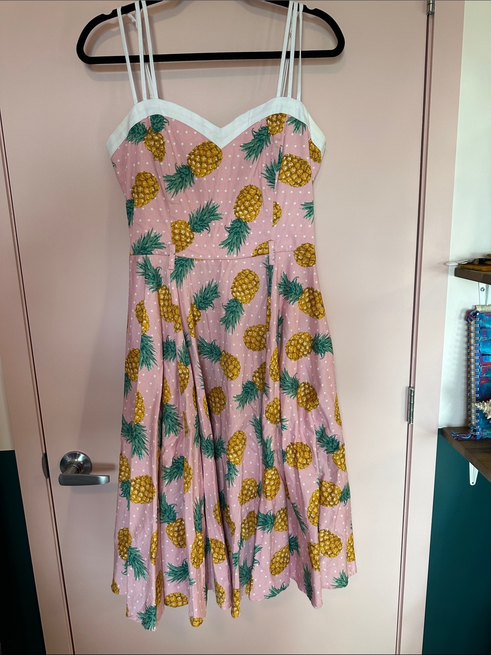 Collectif Pink Pineapple Print Sundress with White Trim Médium